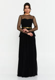 Illusion-Mesh Bodice Maxi Gown with Metal-Finish Belt – Sweetheart Inner Line & Knife-Pleated Flowing Skirt