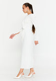 Structured Long-Sleeve Evening Gown – Sculpted Waistline, Draped Detailing & Pearl-Embellished Accents