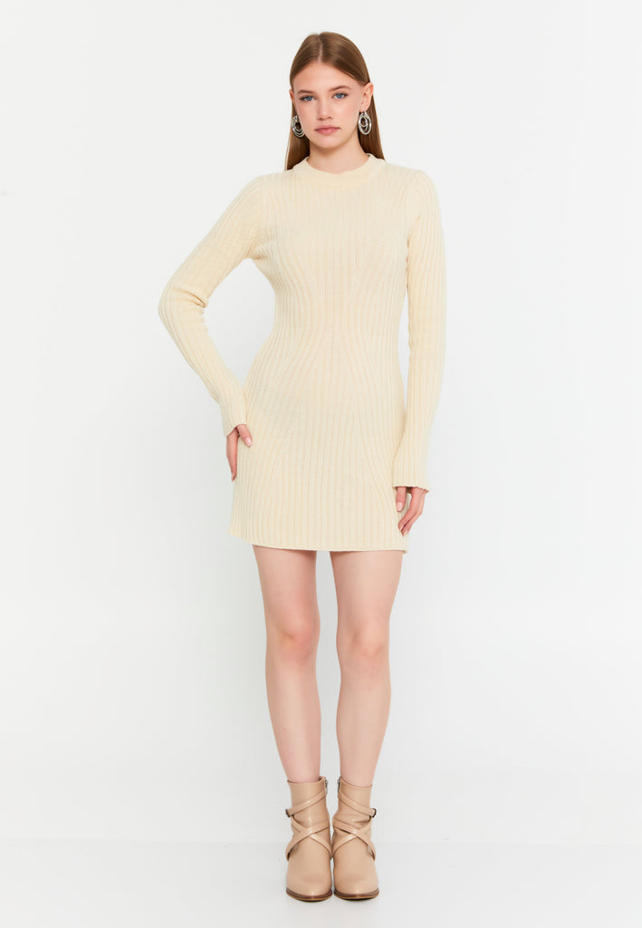 Ribbed Knit Sweater Dress – Slim Fit, Soft Texture & Minimal Chic for Effortless Autumn-Winter Style