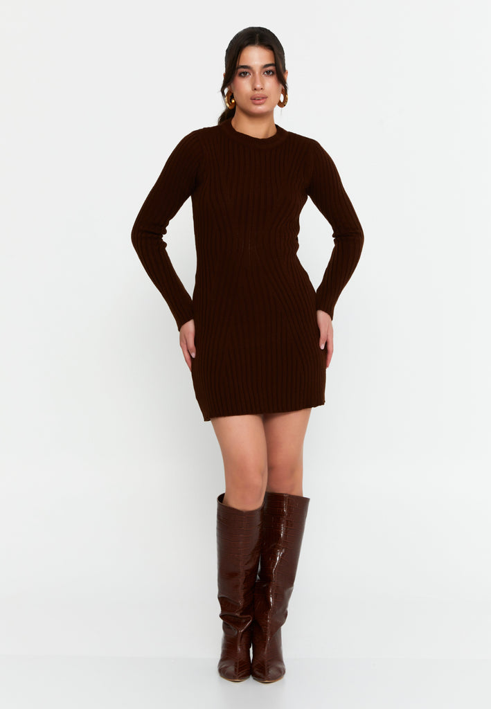 Ribbed Knit Sweater Dress – Slim Fit, Soft Texture & Minimal Chic for Effortless Autumn-Winter Style