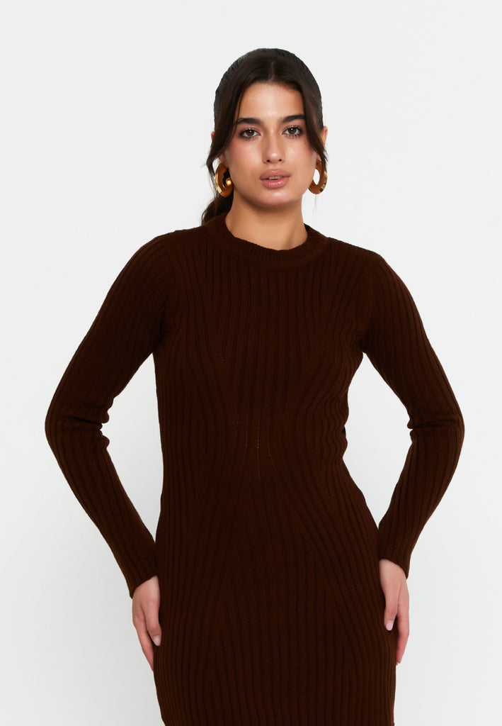 Ribbed Knit Sweater Dress – Slim Fit, Soft Texture & Minimal Chic for Effortless Autumn-Winter Style