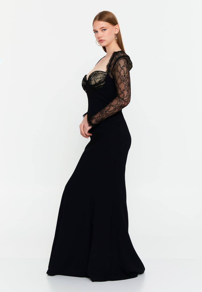 Lace-Paneled Mermaid Gown – Deep V Neckline, Sheer Long Sleeves & Refined Feminine Silhouette