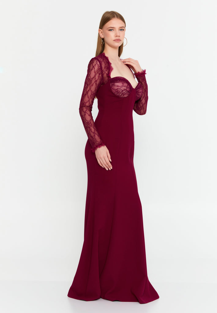 Lace-Paneled Mermaid Gown – Deep V Neckline, Sheer Long Sleeves & Refined Feminine Silhouette