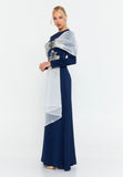 Long-Sleeve Draped Scarf Evening Gown – Hand-Beaded Embellishment × Sculpted Waist × Flowing Train Silhouette