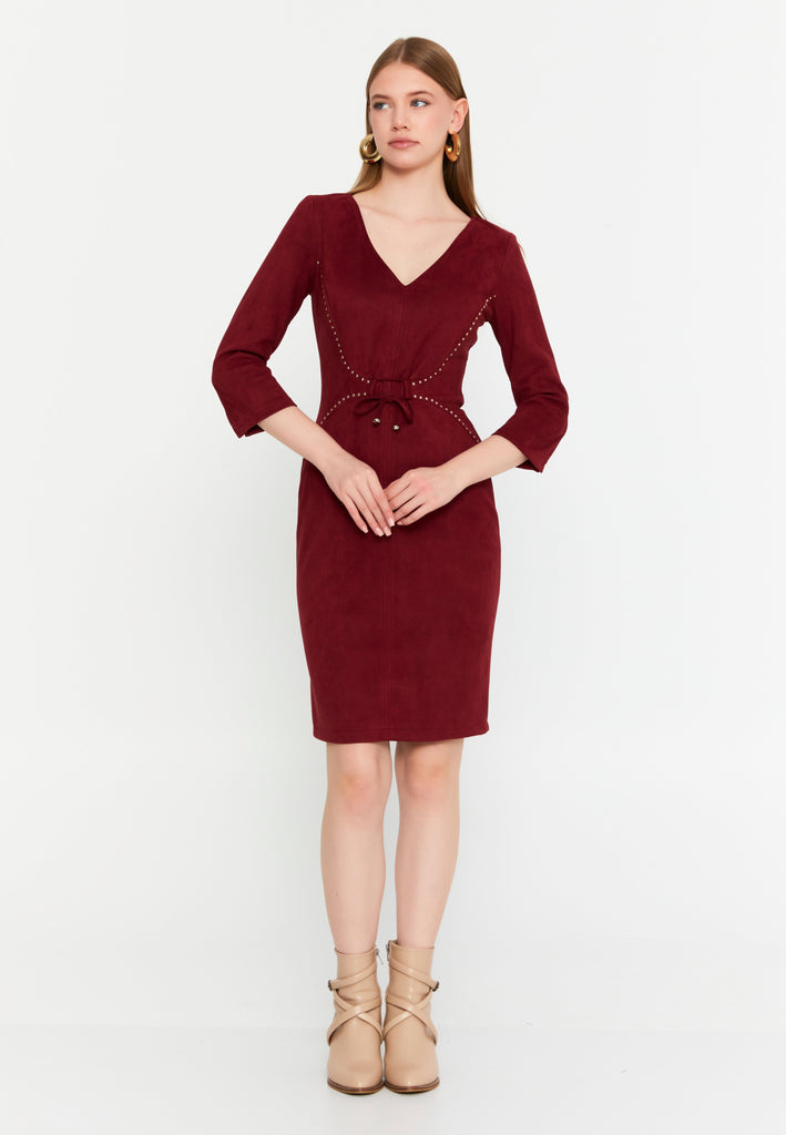 V-Neck Waist-Tie Bodycon Dress – Elegant Minimalism with a Tailored Feminine Silhouette