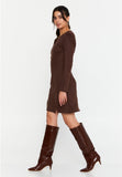 V-Neck Chain-Detail Bodycon Mini Dress – Sculpted Silhouette & Modern Minimalist Luxury