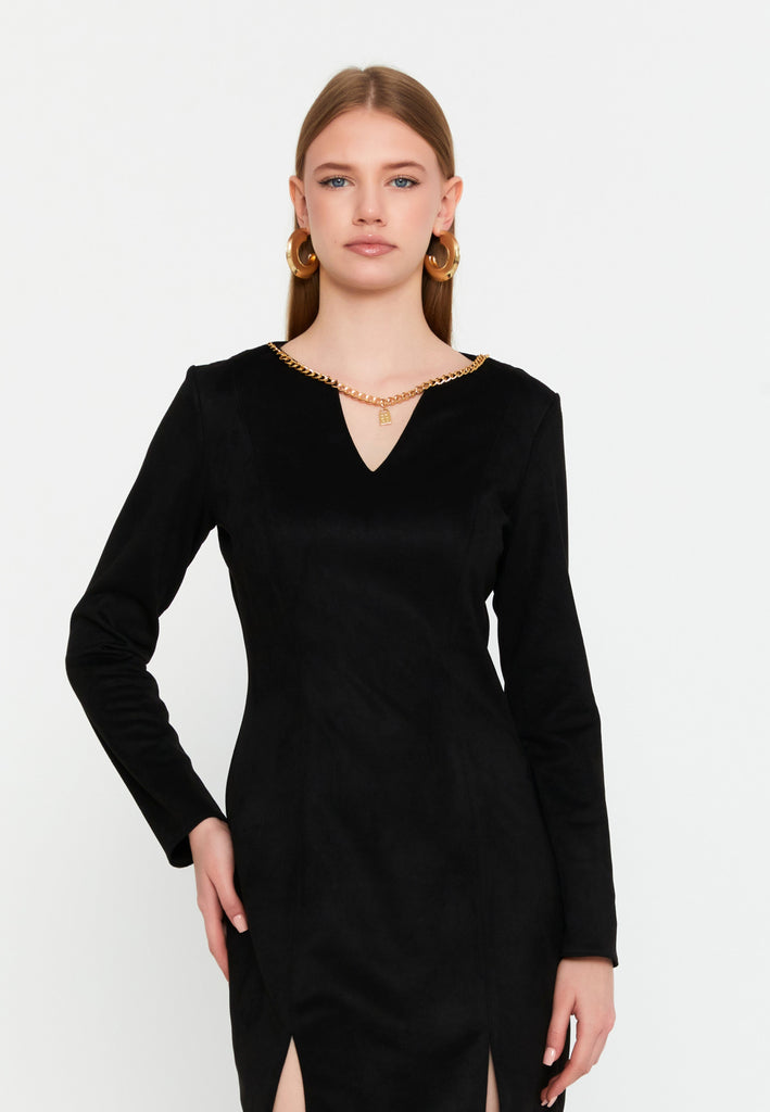 V-Neck Chain-Detail Bodycon Mini Dress – Sculpted Silhouette & Modern Minimalist Luxury