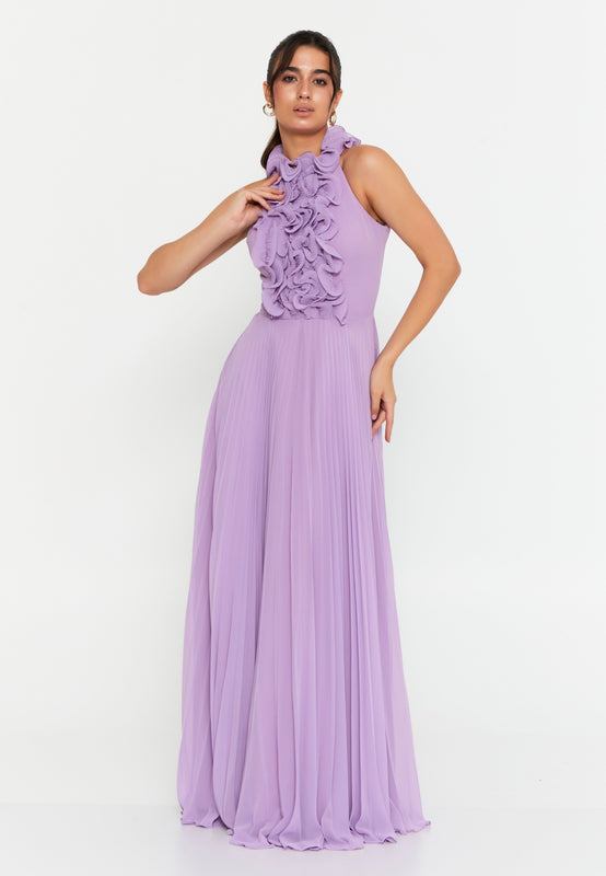High-Neck 3D Floral Pleated Maxi Gown – Cinched Waist, Flowing Micro-Pleats & Effortless Ethereal Elegance